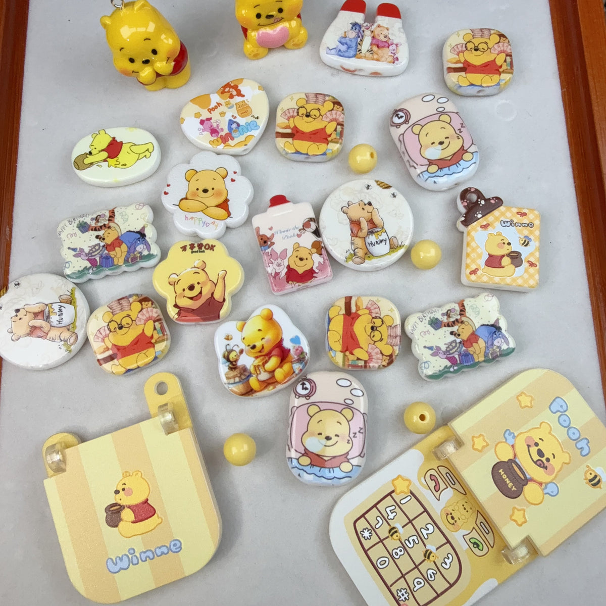 0 0再入荷 プーさん アクリル混ぜ(1010)IP