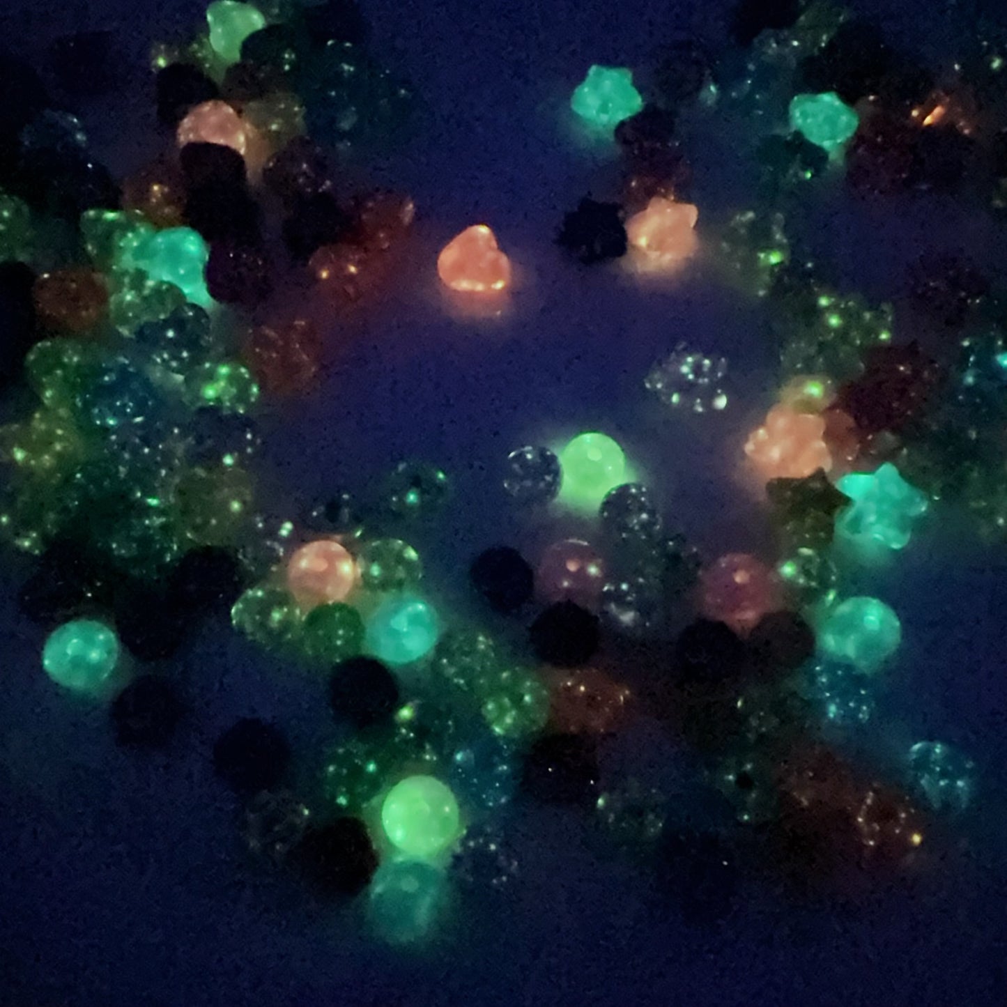 0 0今日新作 ツヤツヤハート&星&算盤 夜光効果 アクリル(0104)