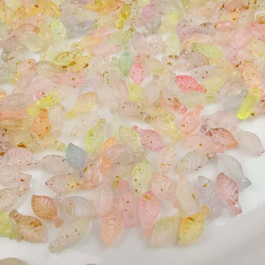 0 0今日新作 アクリル葉っぱ(0108)