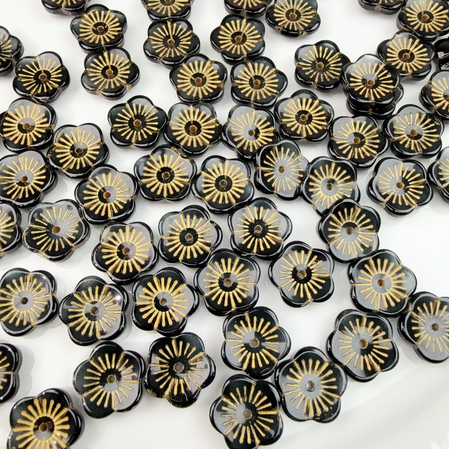 0 0今日新作 ガラスビーズ-梅の花14ミリ(0125)