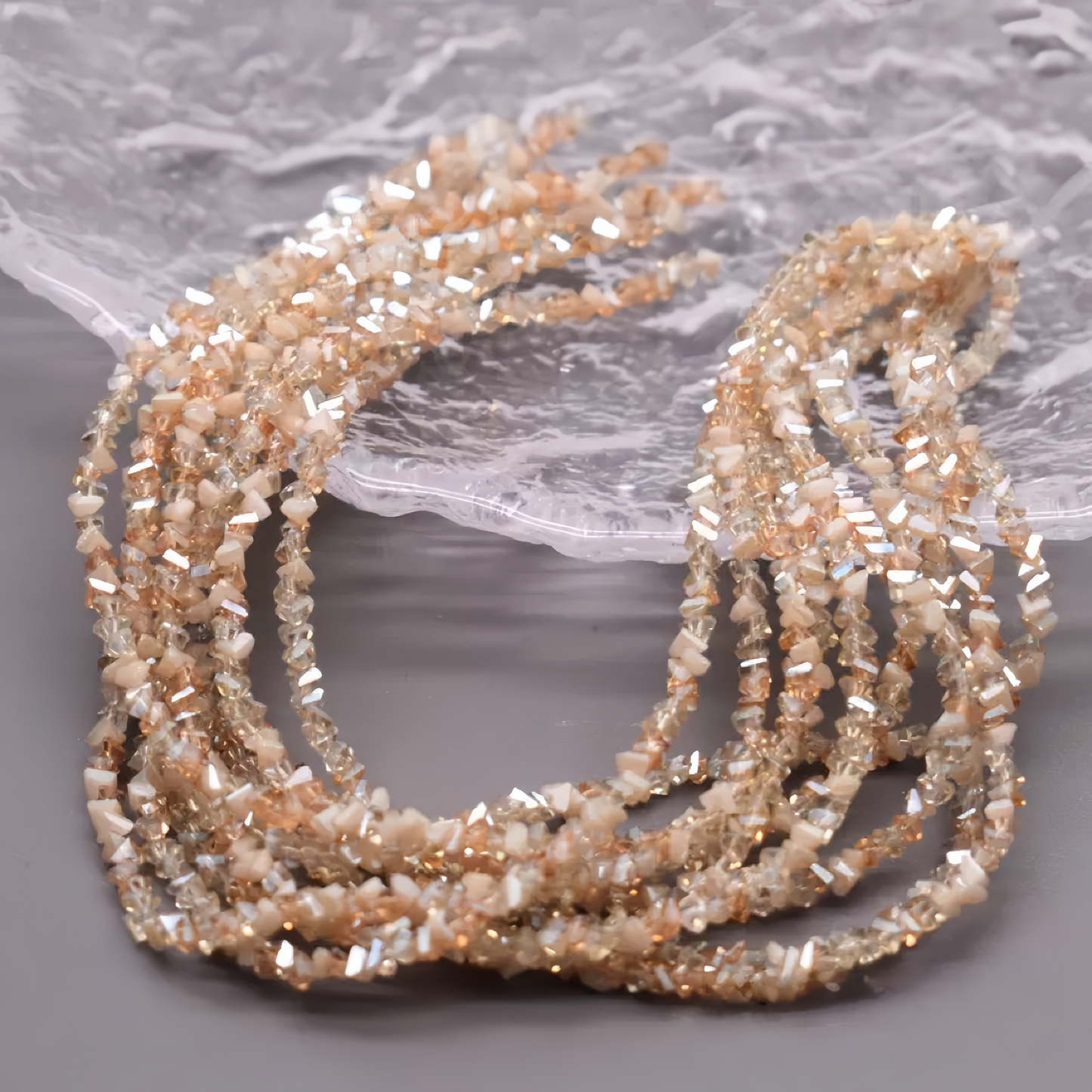 0 0今日新作 3MMパステル三角形カットー4ミリ(0107)