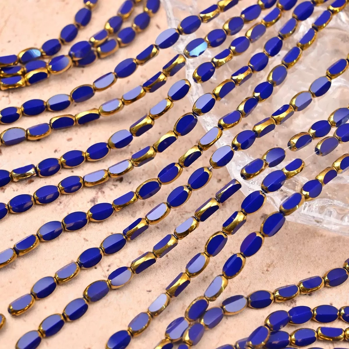 0 0今日新作 アンティーク金カット 連材（1029）