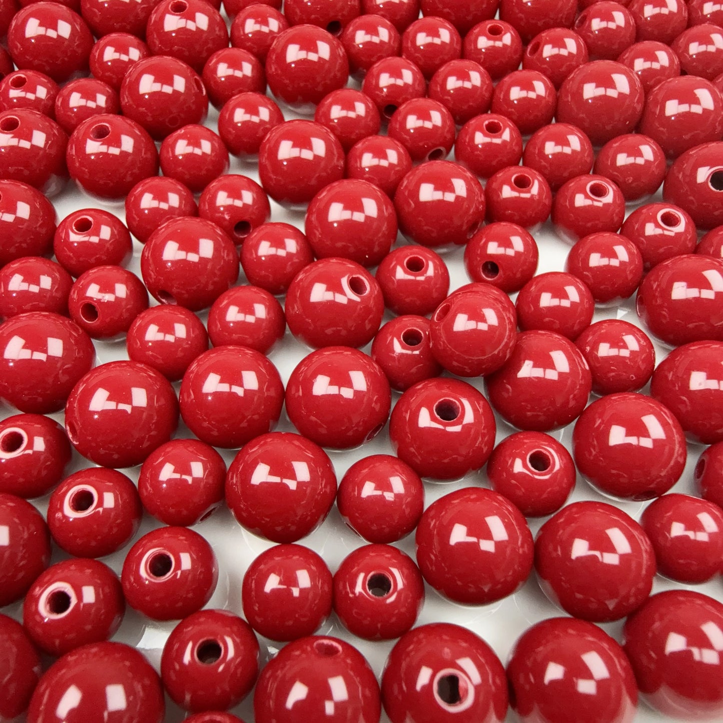 0 0今日新色 黒＆赤ラウンドビーズ アクリル混ぜ(0921)