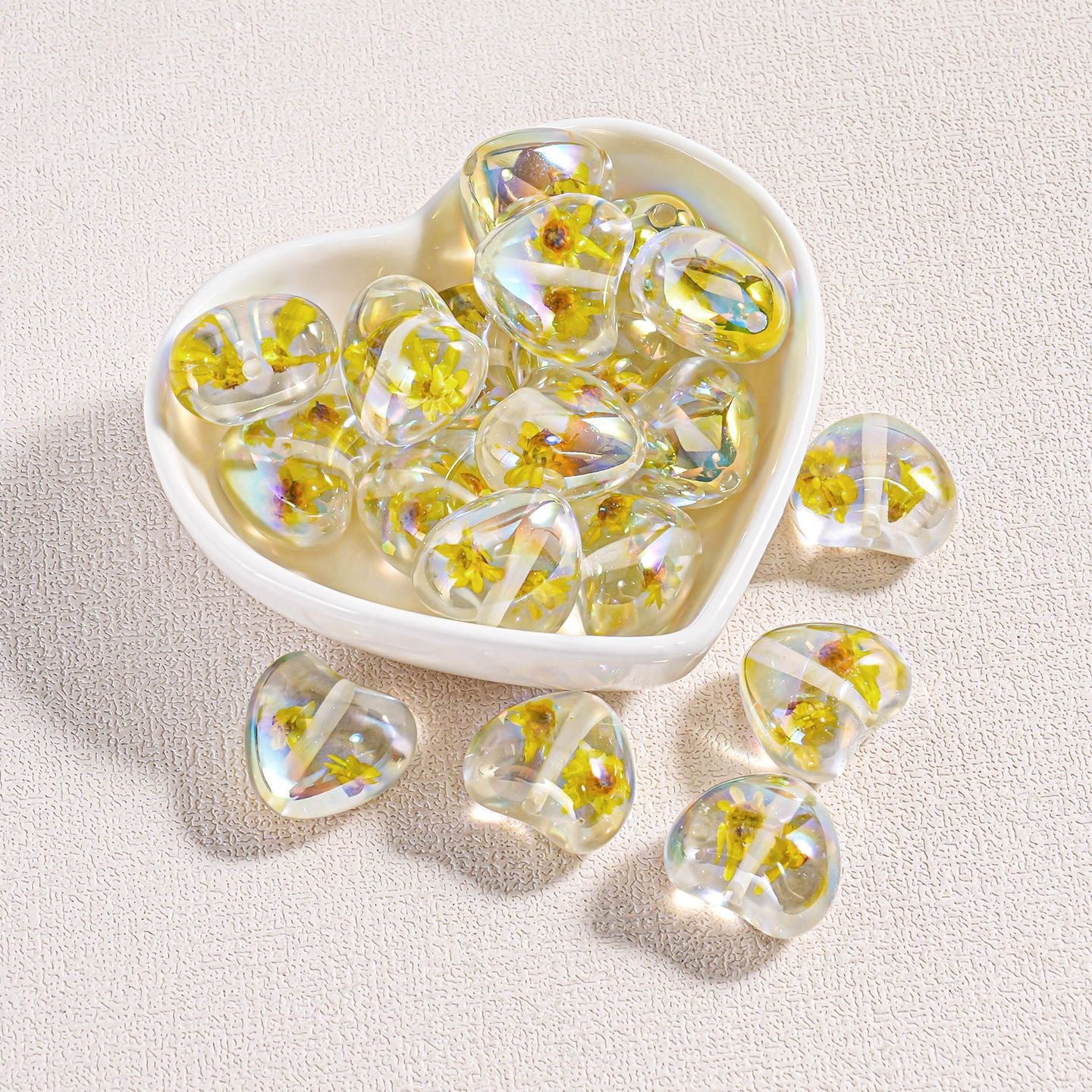 0 0今日新作 新しいスタイルのドライフラワーハート型ビーズ（0609）