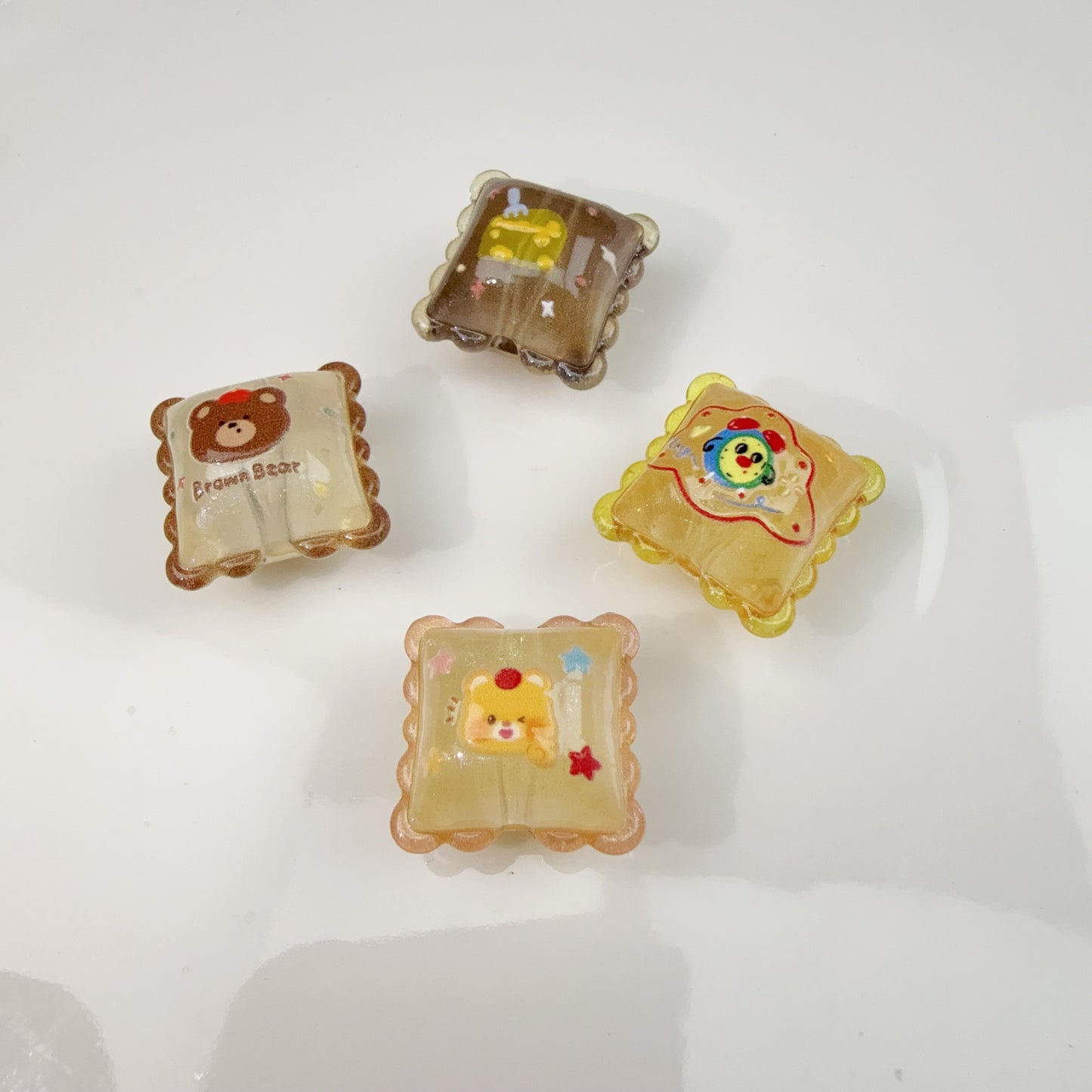 0 0今日新作 夜光効果クッションビーズ(1224)