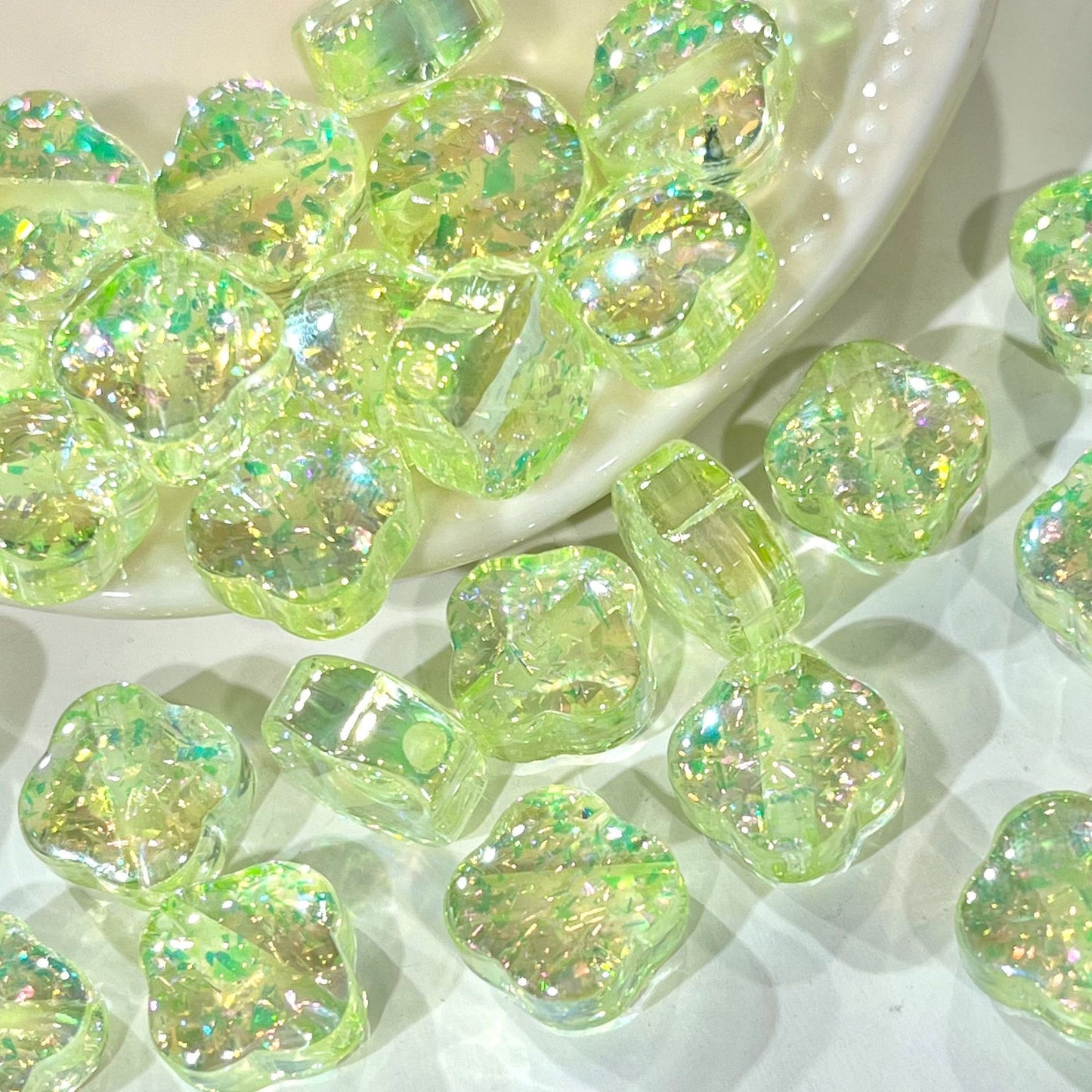 0 0今日特价 オパール四つ葉 樹脂（0110）