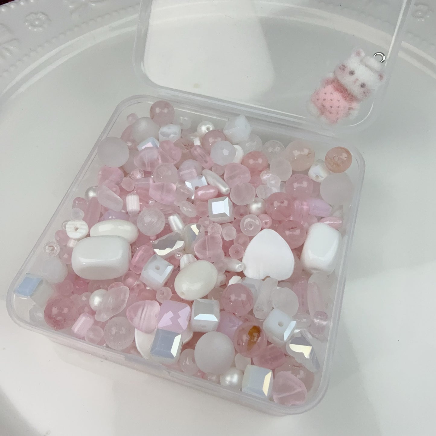 0 0今日新作 ピンク白 シードビーズ混ぜ(0213)