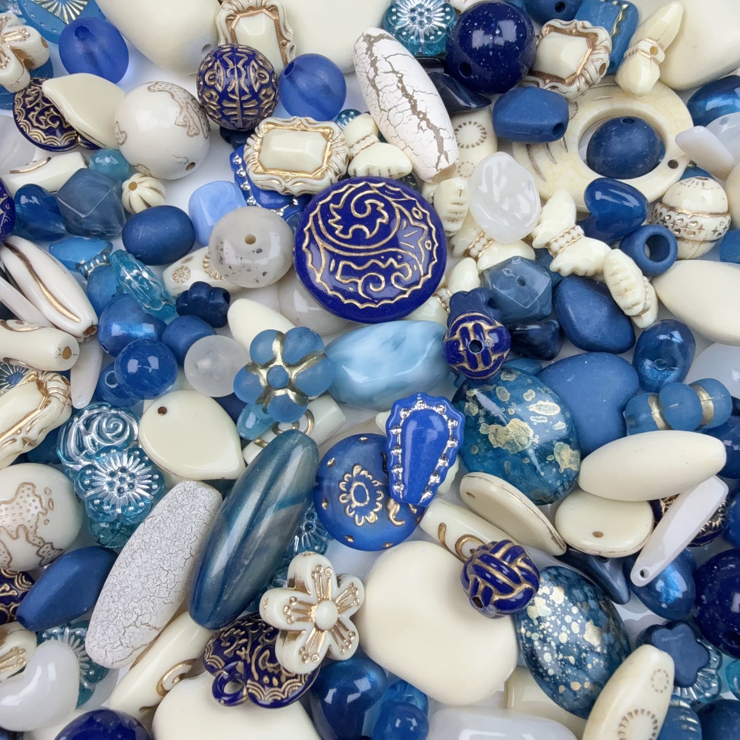 0 0今日新作 青空と雪山 アクリル混ぜ(0731)