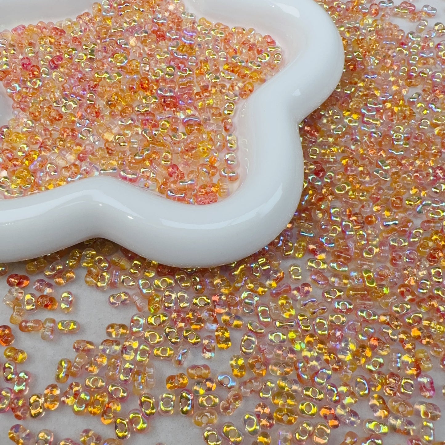 4-PN メッキピーナッツ ゴージャス光沢 3×6ミリ(0109)