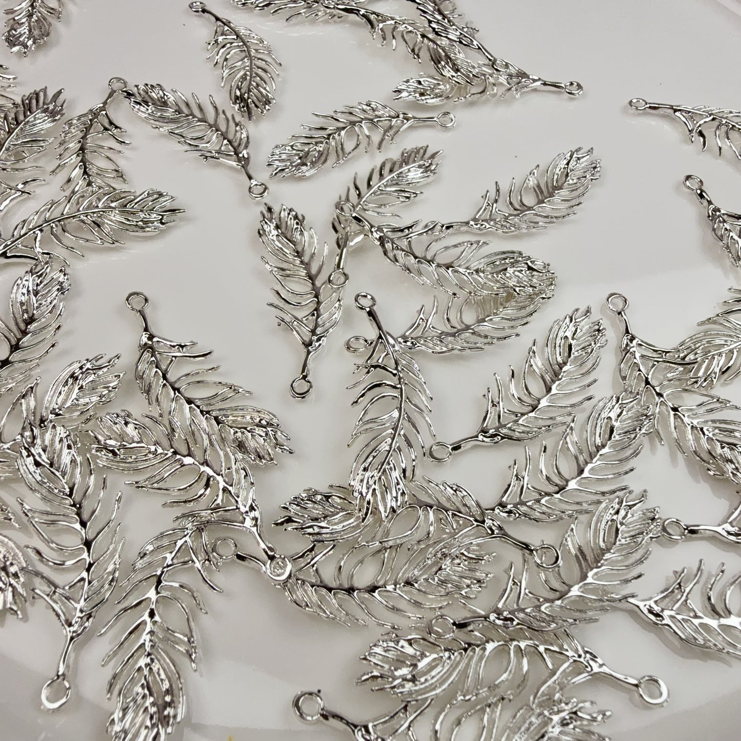 0 0今日新作 羽(0301)