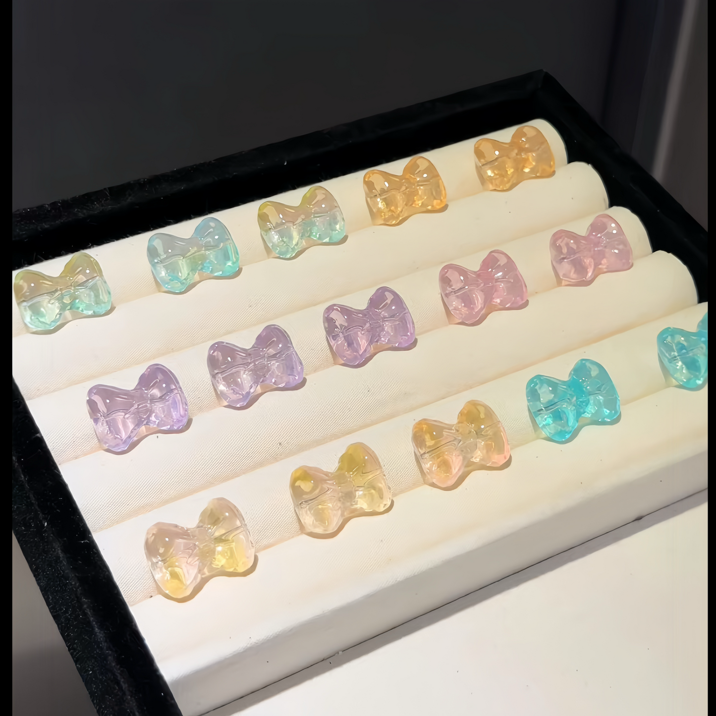 0 0今日新作 ガラスリボン(0614)