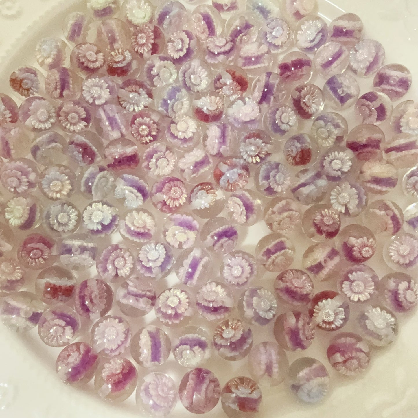 0 0今日新作 手作りマーガレット樹脂ビーズ  色チェンジ 夜光効果(1217)