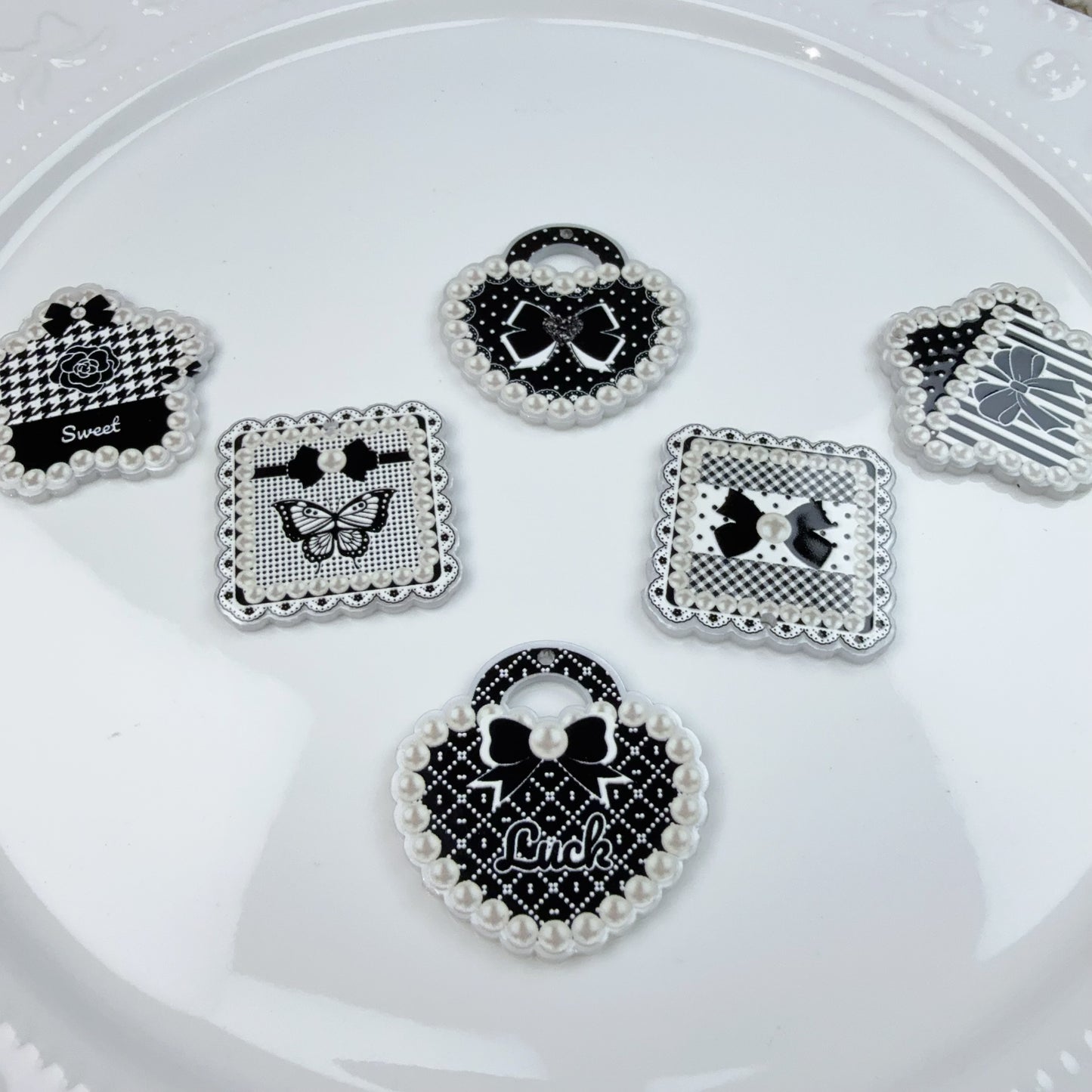 0 0今日新作 黒白風(0910)