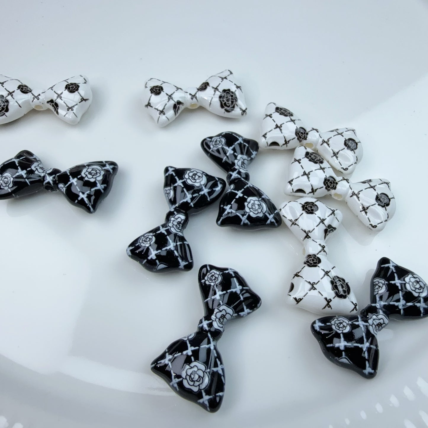 0 0今日新作 黒白風(0910)