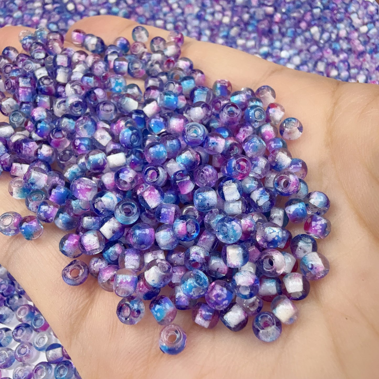 0 0今日新色 カラー芯染めピカソ シードビーズ混ぜ(1108)