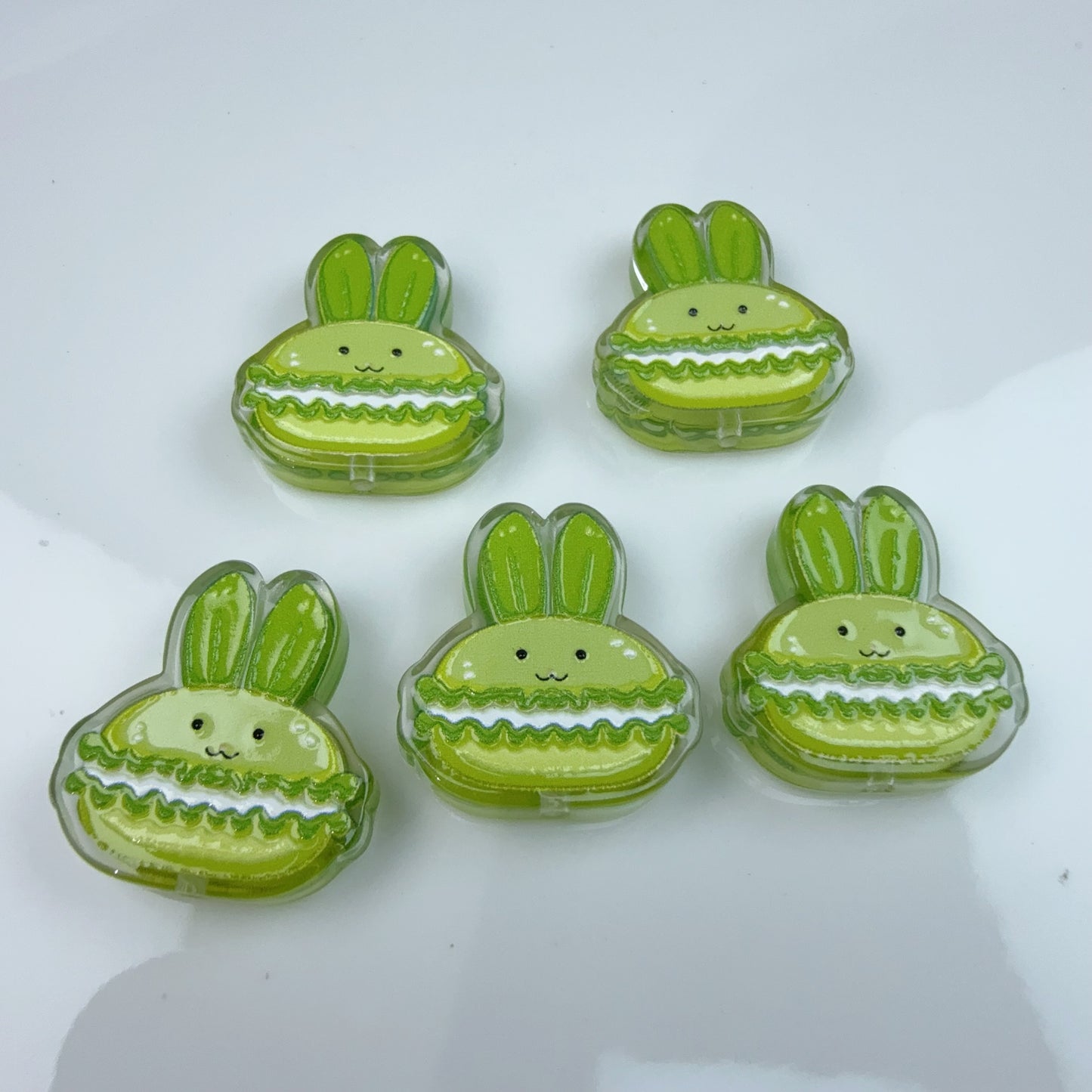 0 0今日新作 緑兎 アクリル(0904)