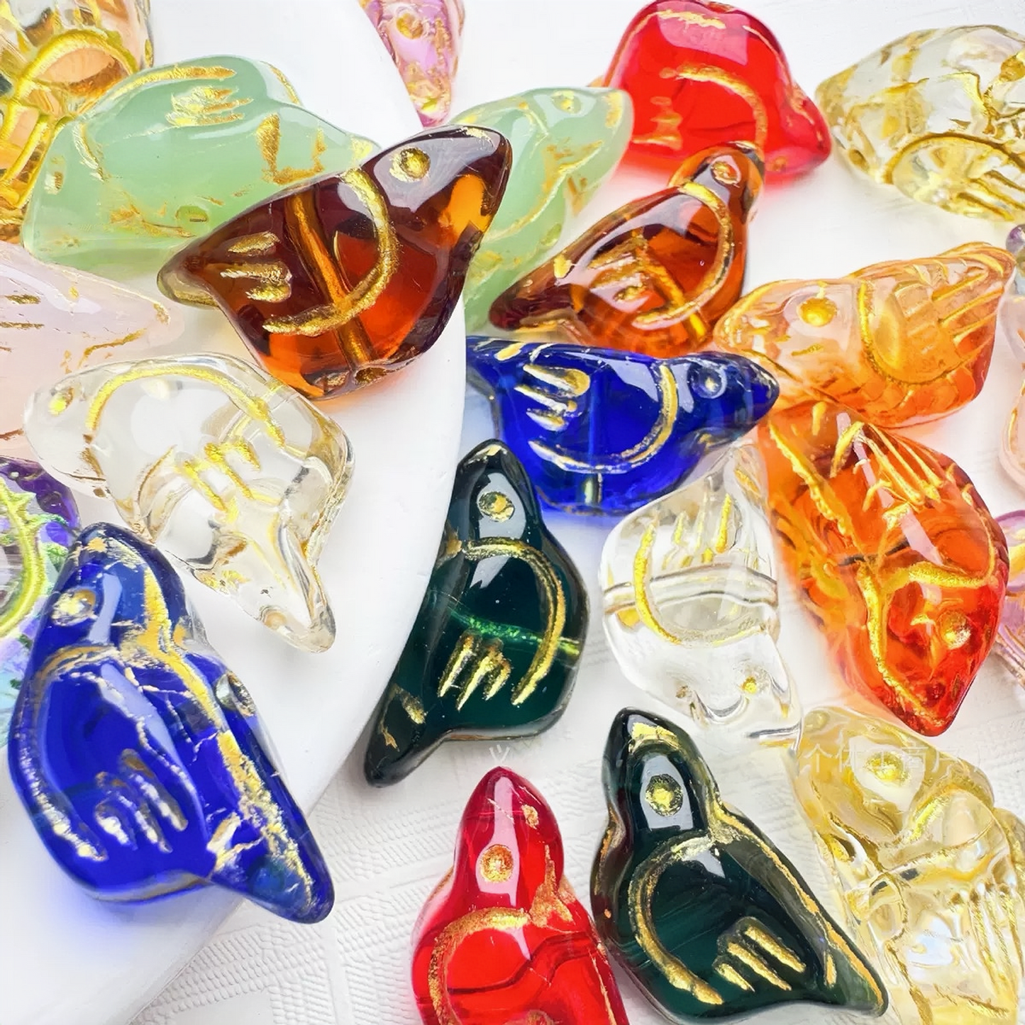 0 0再入荷 チェコビーズ-クリア鳥(0131)