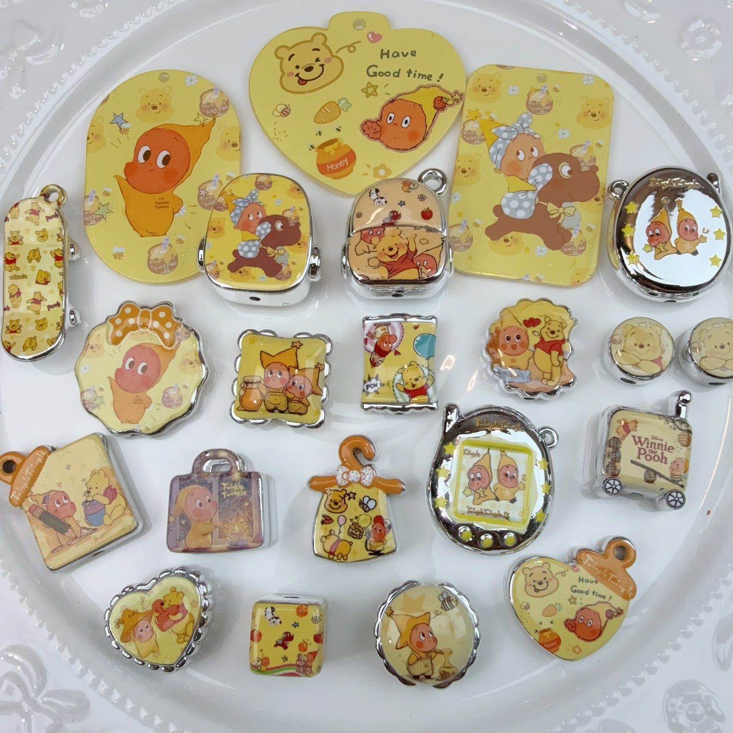 0 0今日新作 プーさんと星ちゃん 銀ベース アクリル混ぜ(1104)