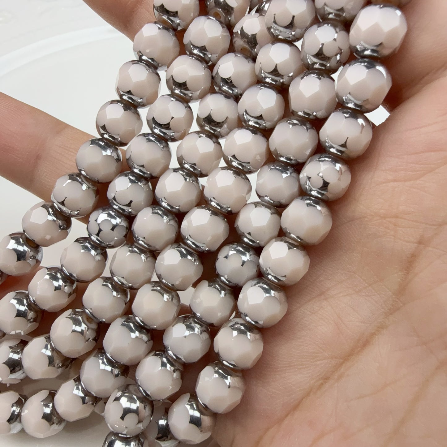 0 0今日新作 銀カット8ミリ（1005）