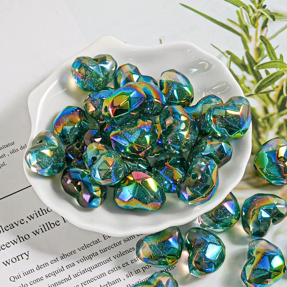 0 0今日新作 ファセットカットハート形ビーズ (0607)