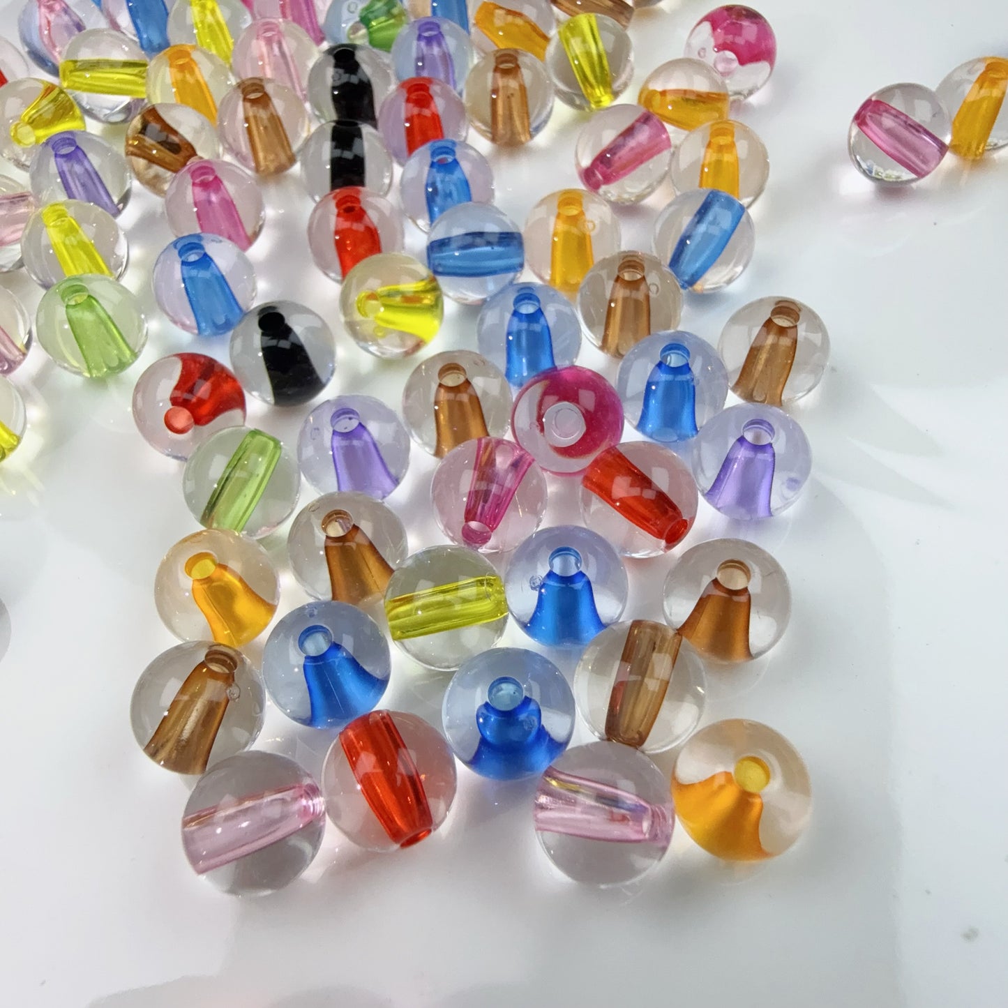 0 0今日新形 芯染めクリアビーズ(0815）