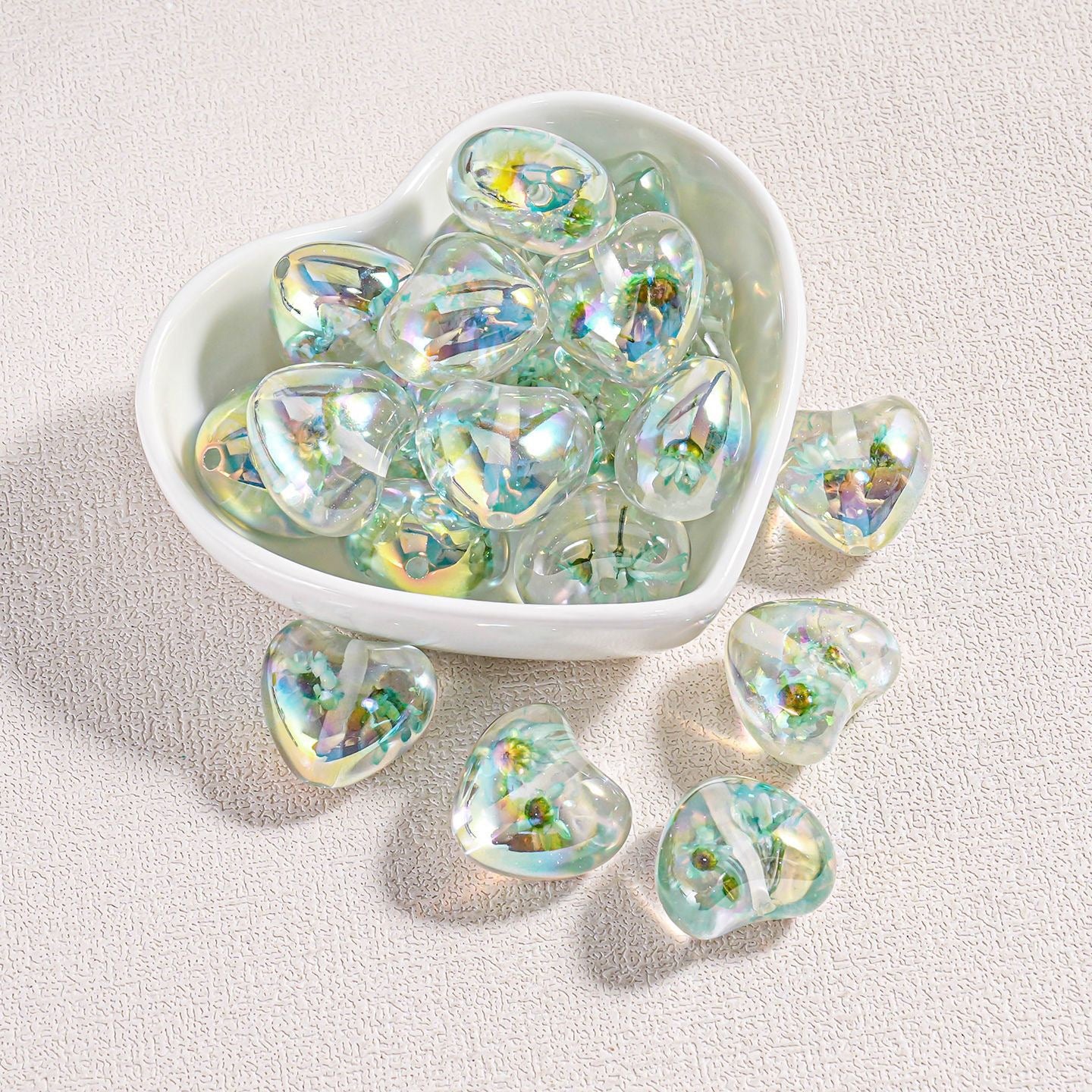 0 0今日新作 新しいスタイルのドライフラワーハート型ビーズ（0609）