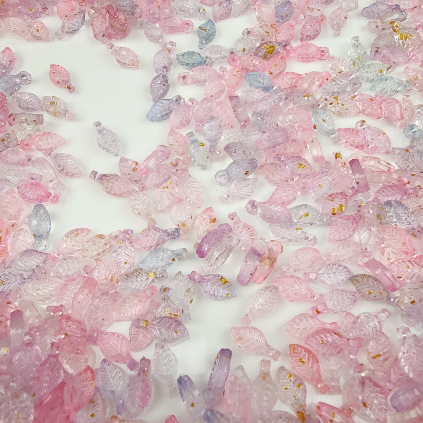 0 0今日新作 アクリル葉っぱ(0108)