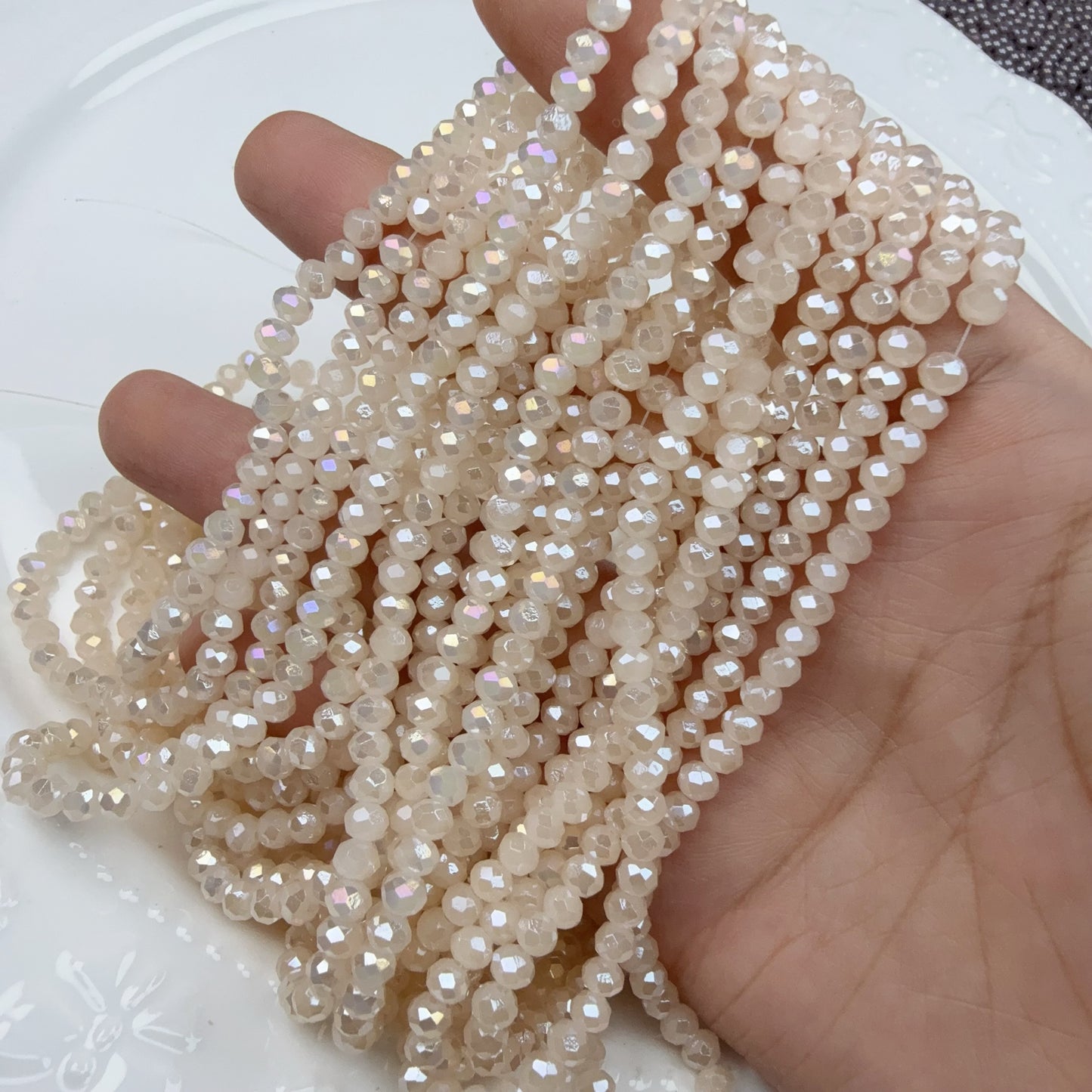 0 0今日新作 玉色キラキラ 4ミリ(0612)