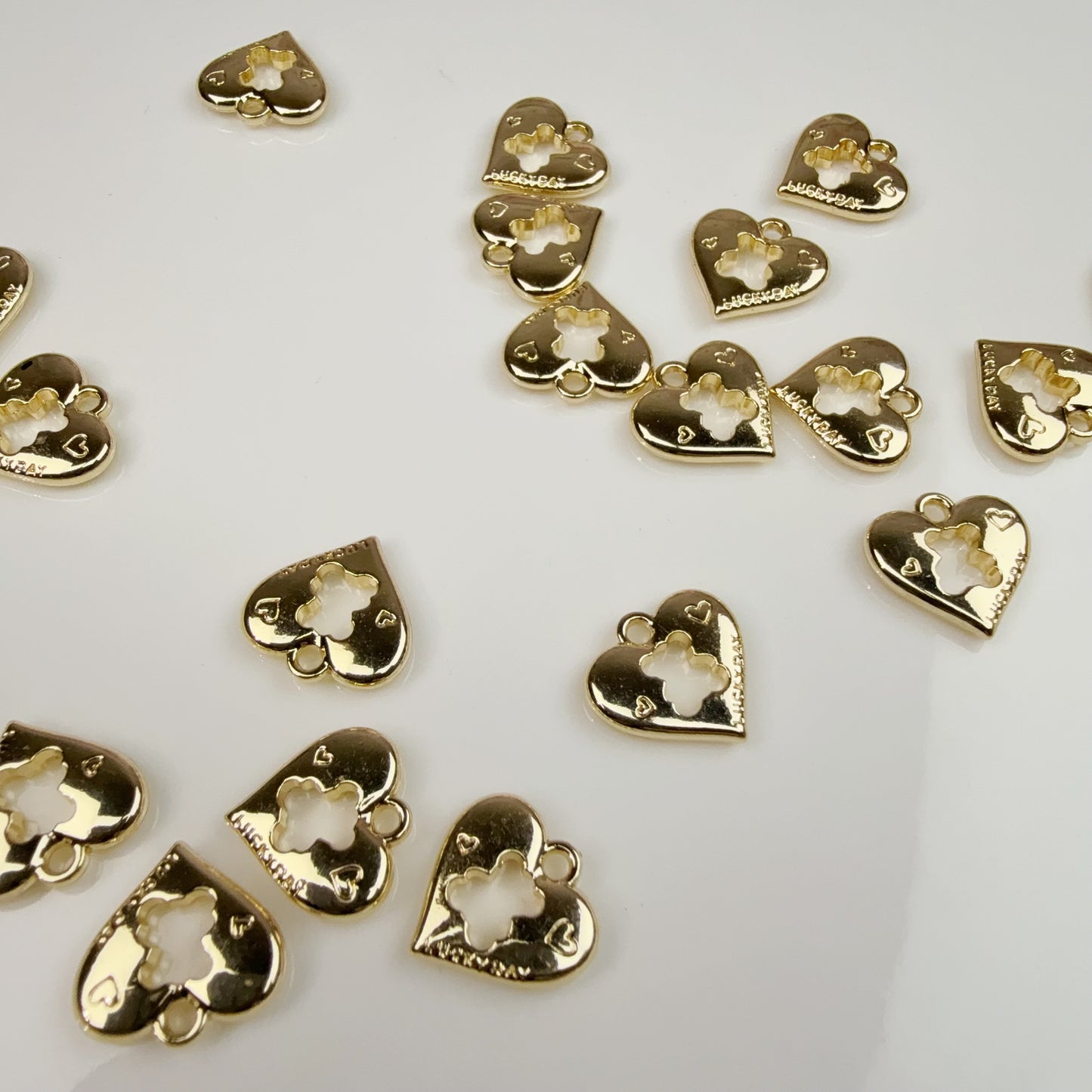 0 0今日新作 合金-熊型透かしハート(0308)