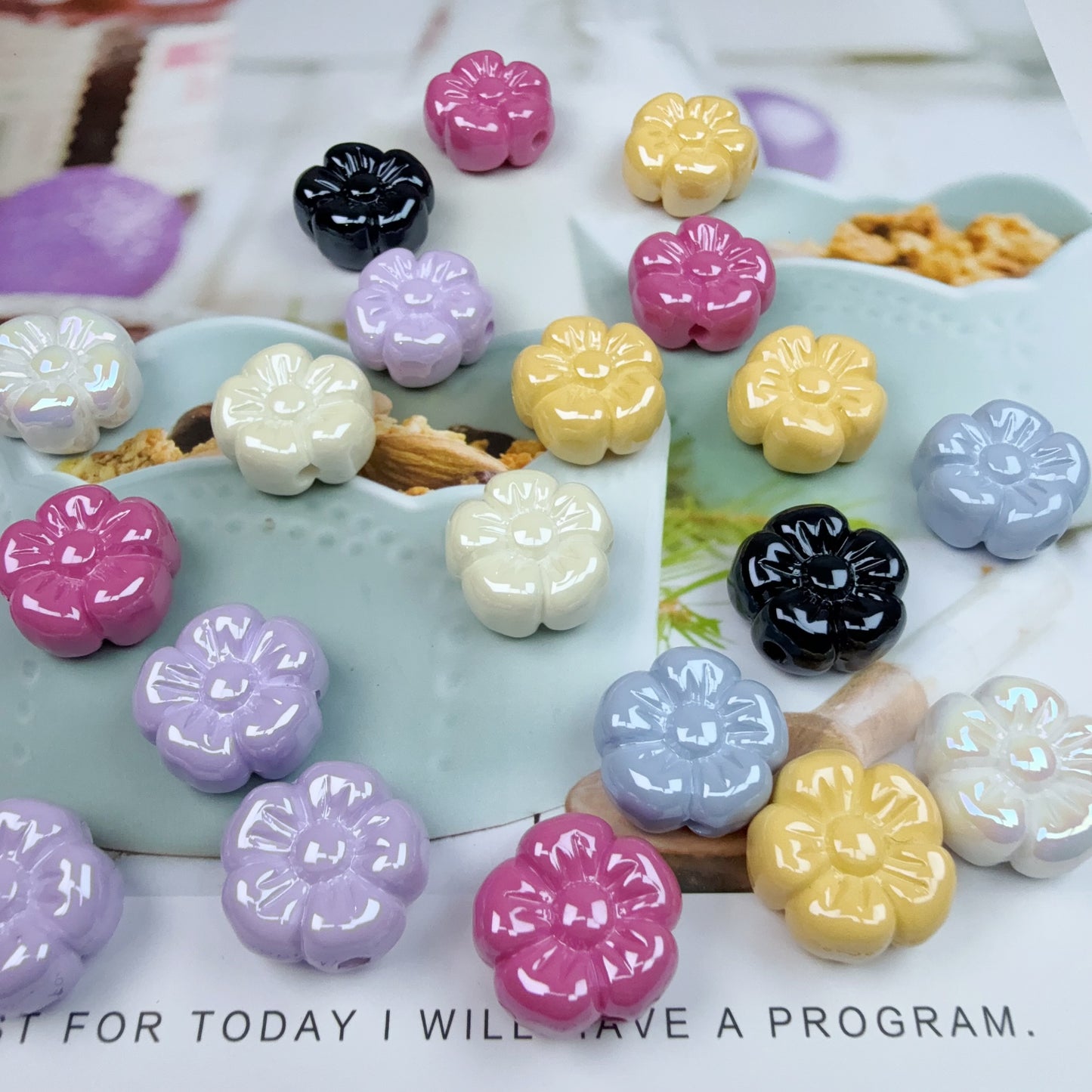 0 0今日新作 ぷっくり5弁花（0613）