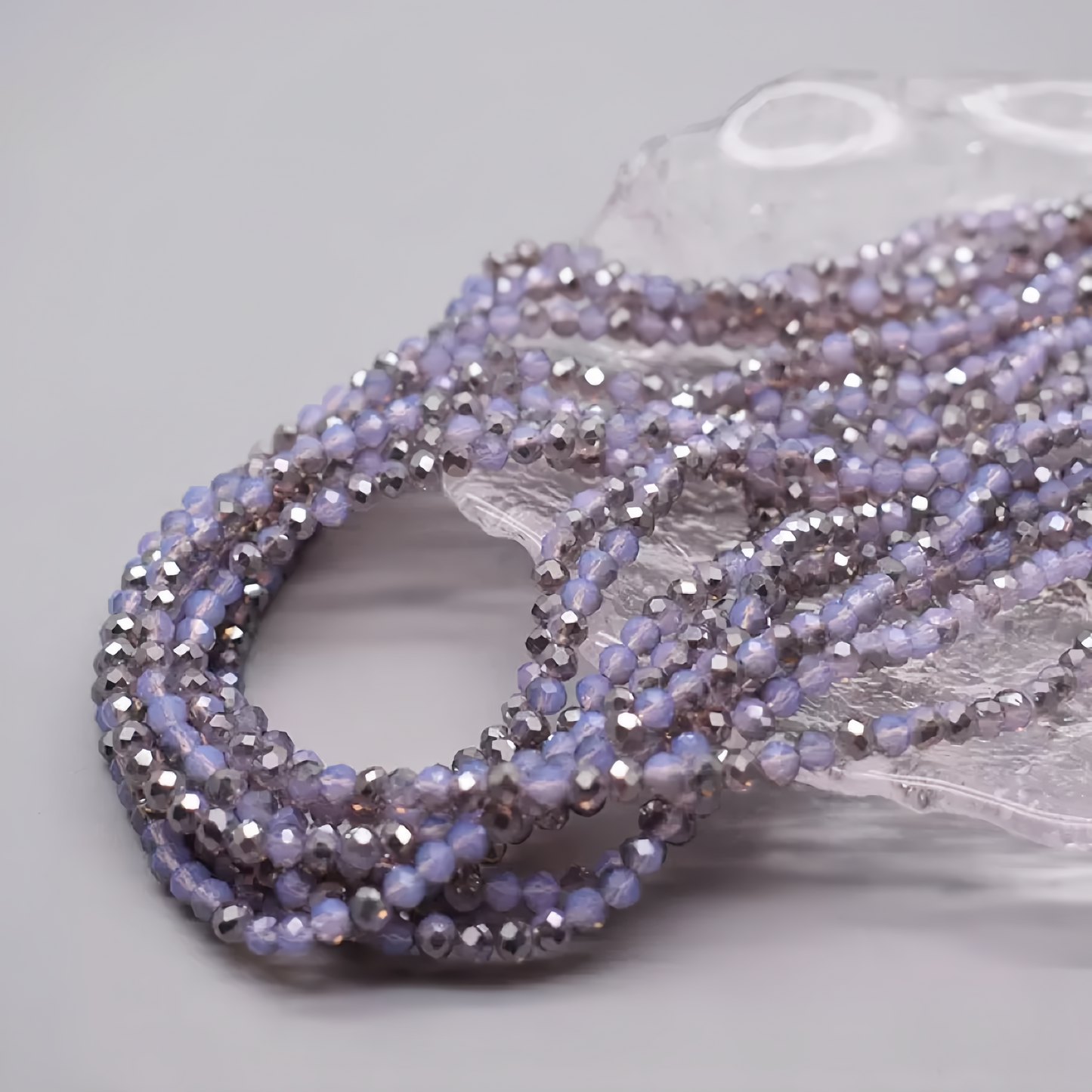 0 0今日新作 メッキ半銀ボタンカット−4ミリ ガラス(0214)