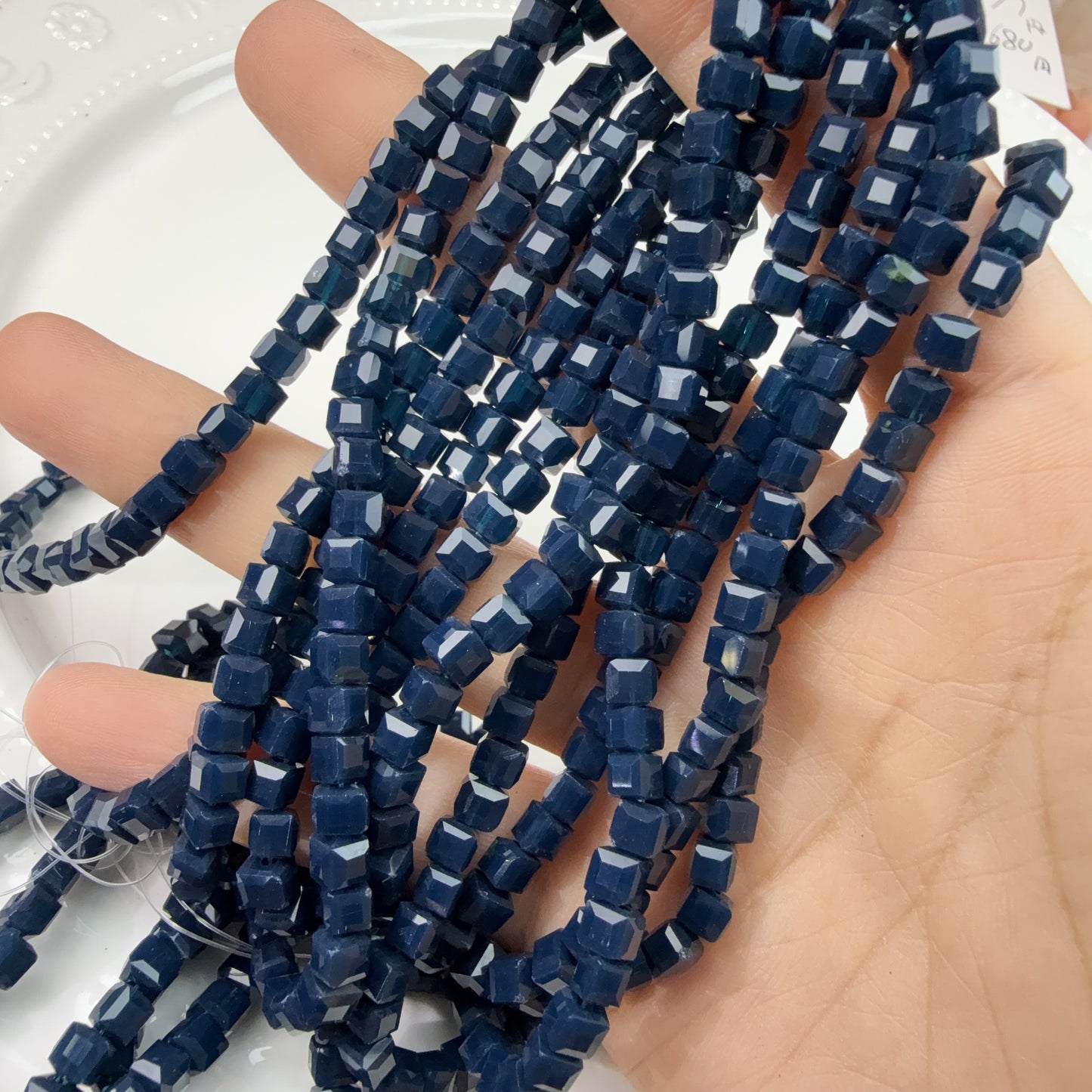 0 0今日新作 4ミリキューブ 連材（1023）