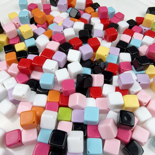 0 0再入荷 原色斜めキューブ　アクリル(0711)