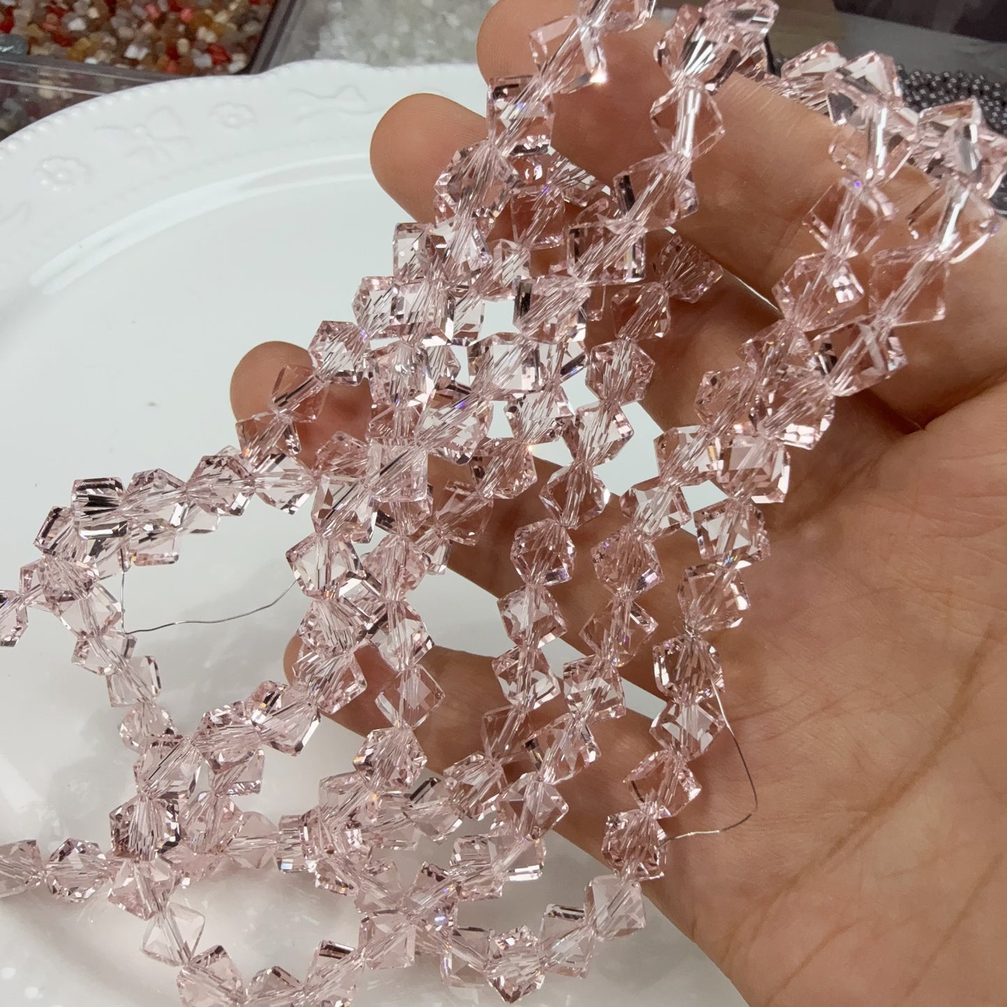 0 今日新色 斜めキューブカット-6ミリカラフル(0528)