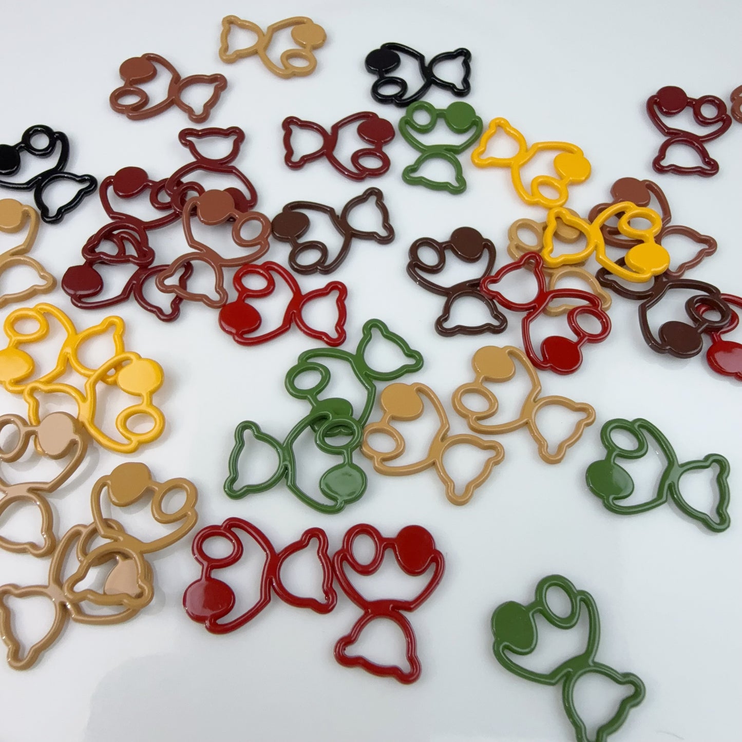 0 0今日新作 合金 熊の枠 コネクター(0223)