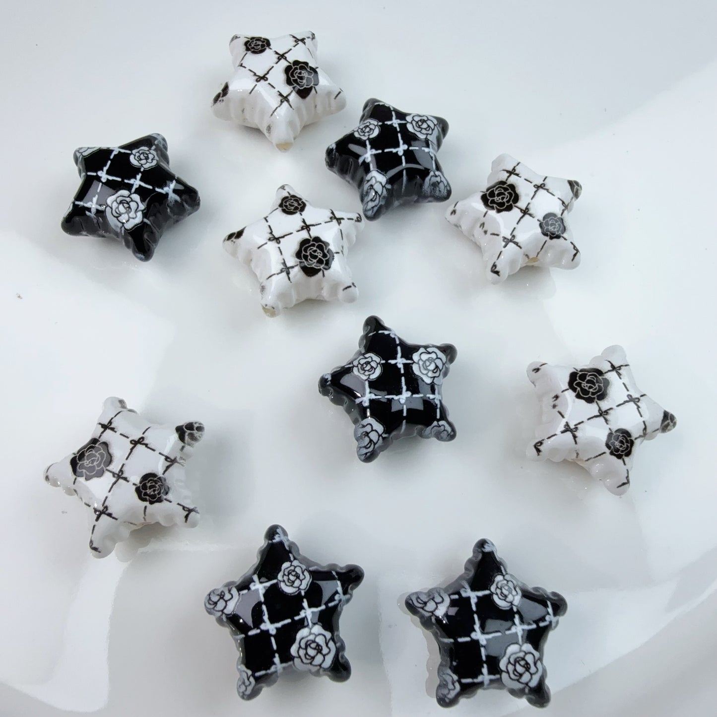 0 0今日新作 黒白風(0910)