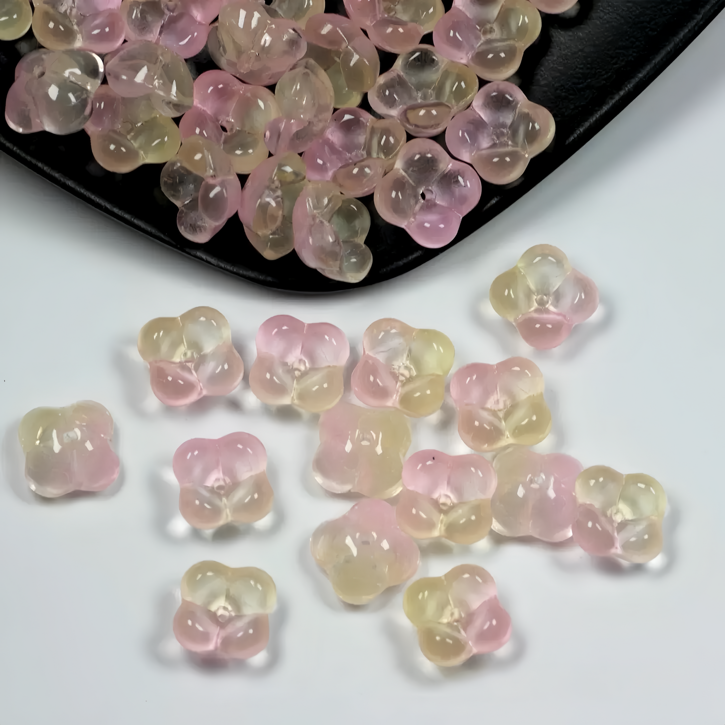 0 0今日新作 クリアガラスビーズ-ぷっくり金木犀(0113)