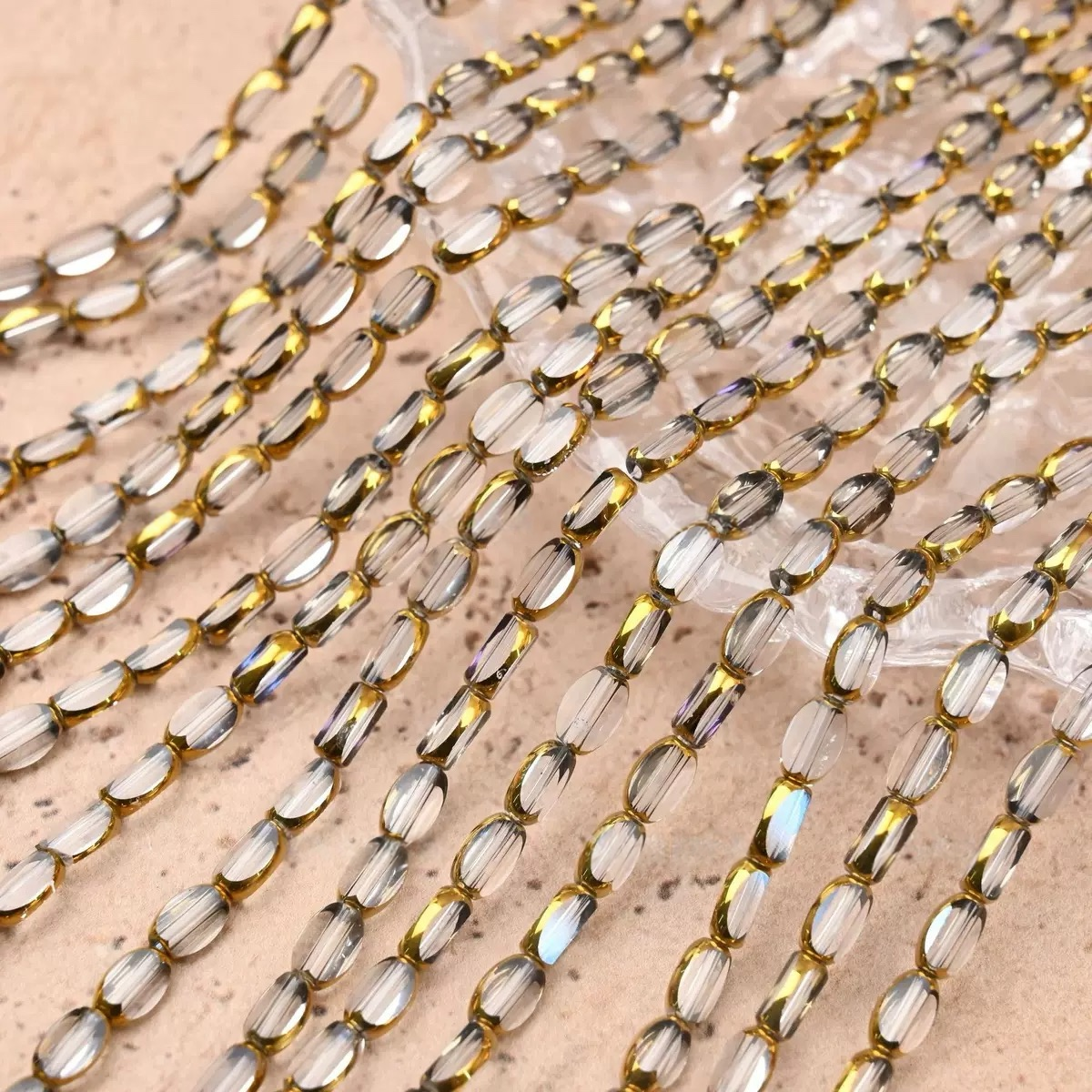 0 0今日新作 アンティーク金カット 連材（1029）