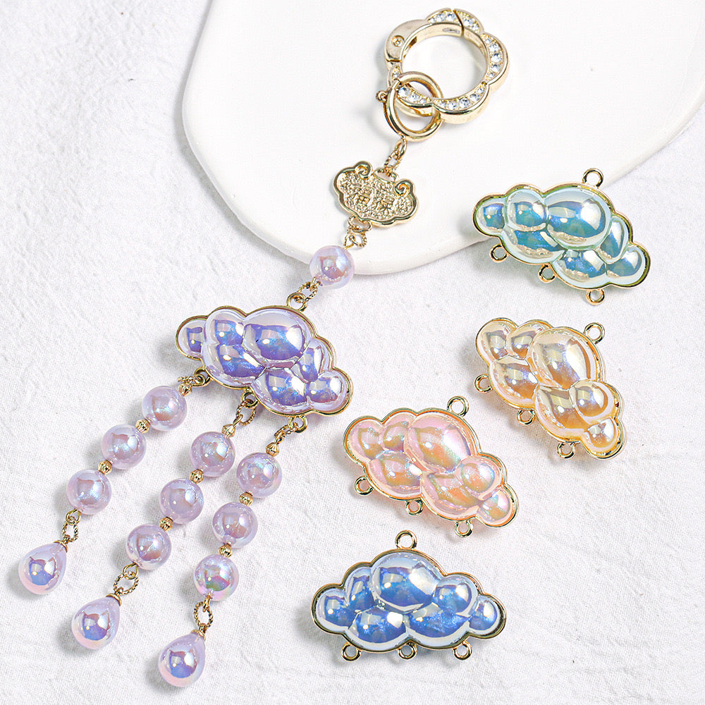 0 Today's new release Three hanging hole clouds resin (0323)