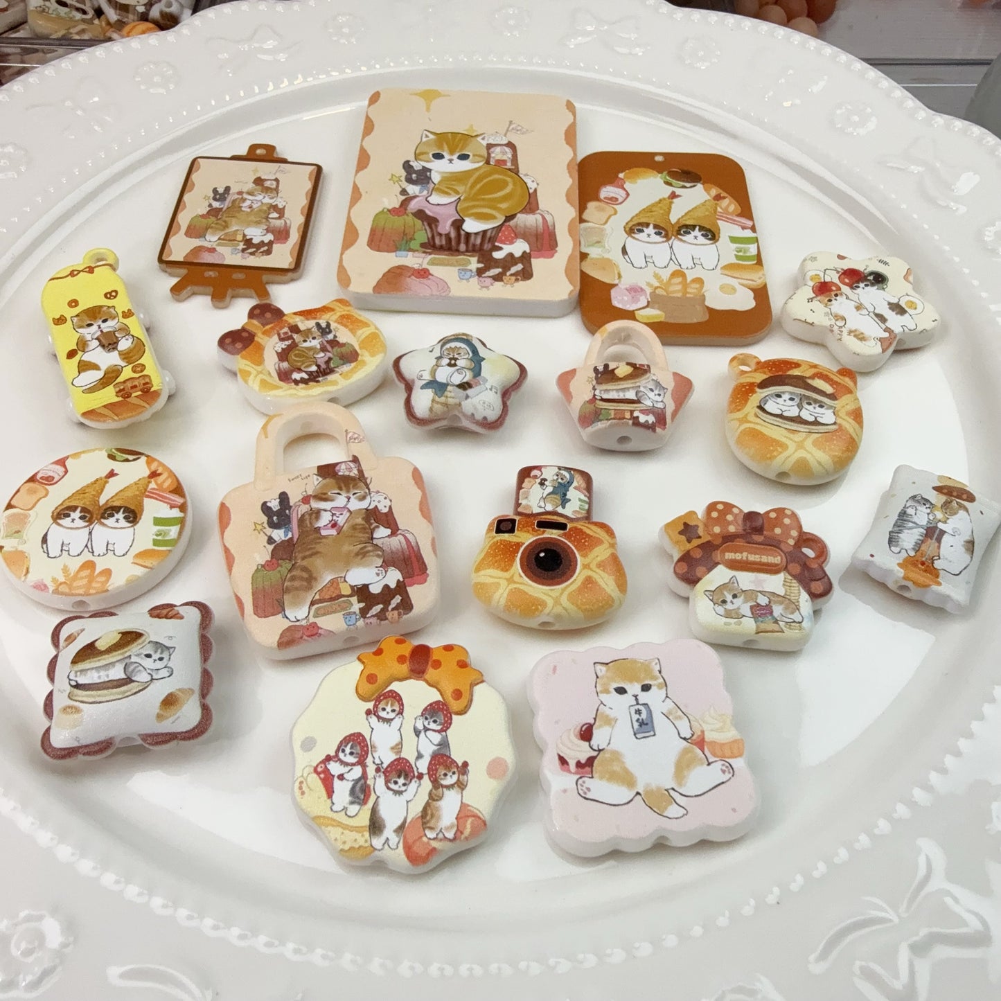 0 0今日新作 秋日サメ猫 アクリル混ぜ(1023)