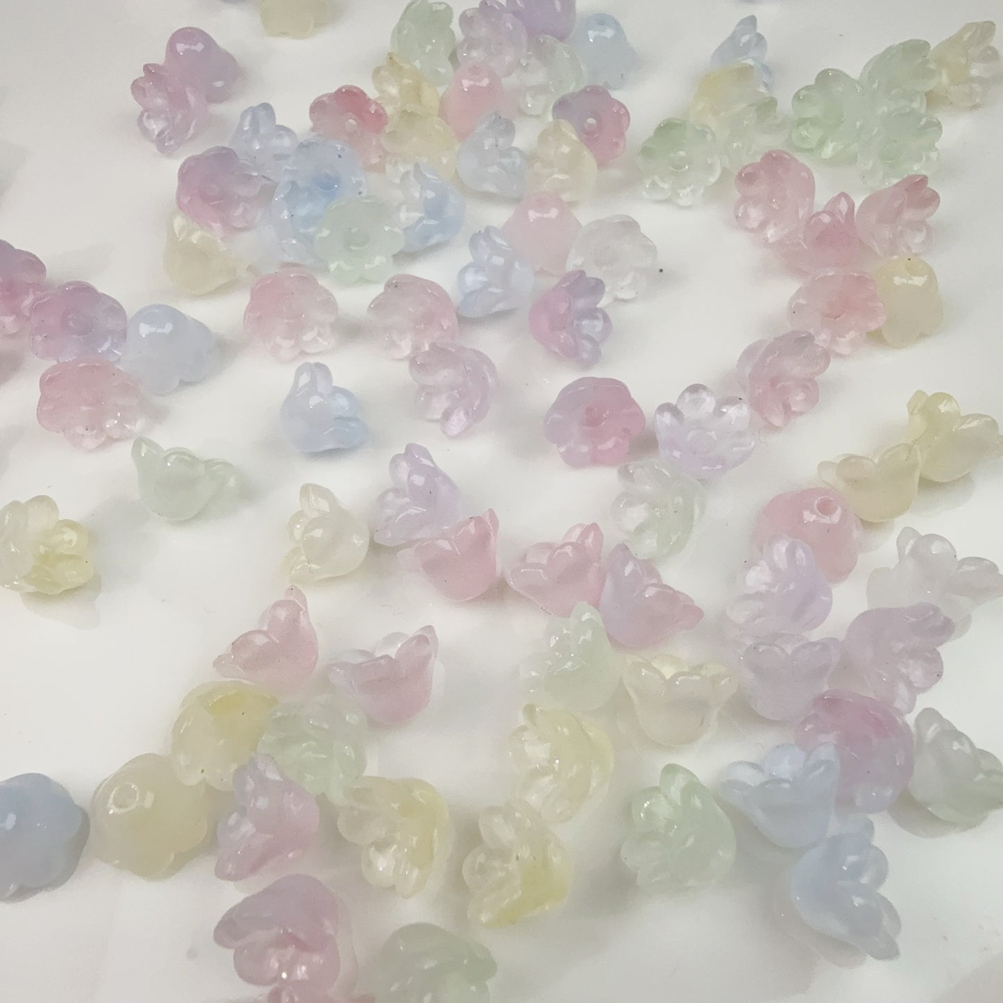 0 0今日新色 鈴蘭（0301）