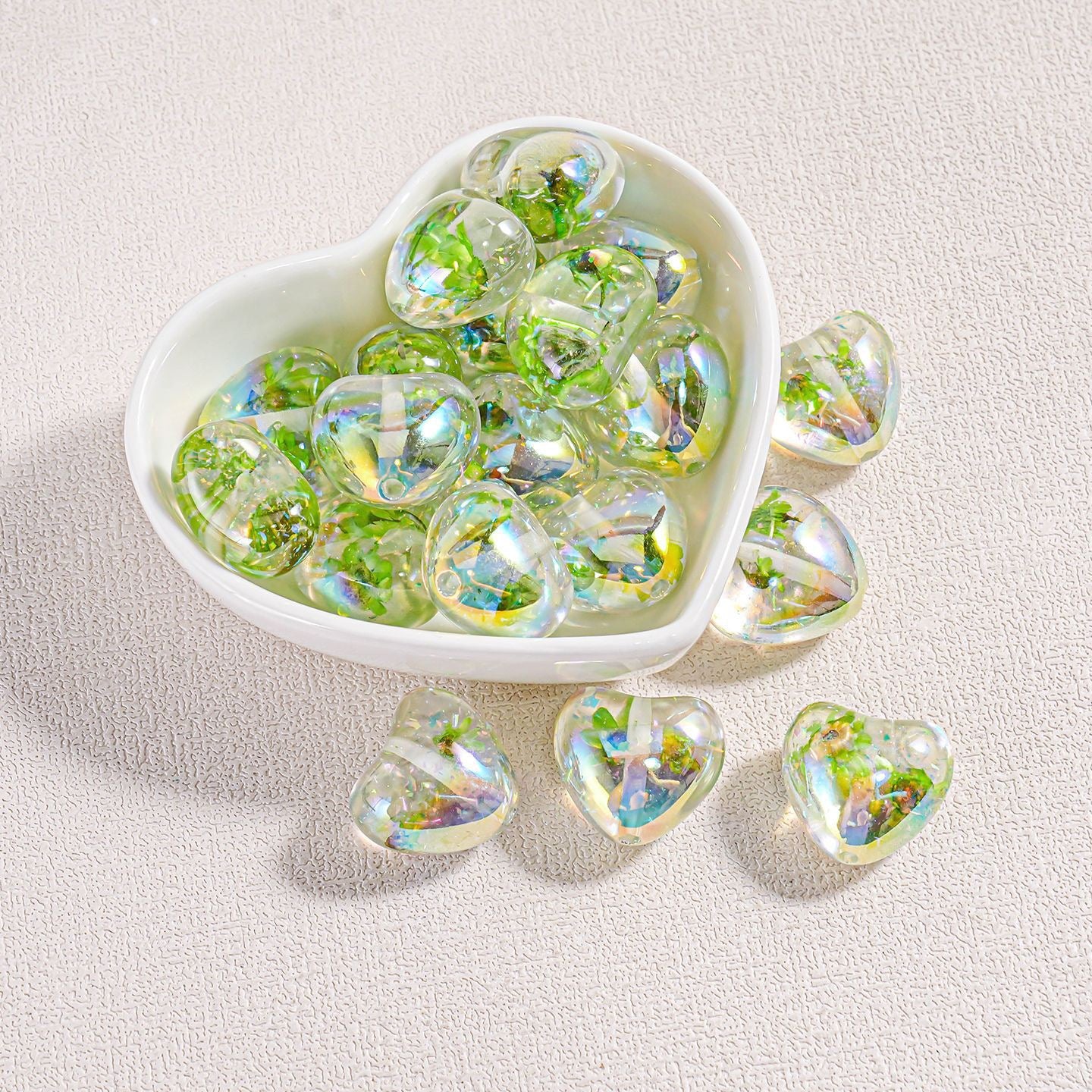 0 0今日新作 新しいスタイルのドライフラワーハート型ビーズ（0609）