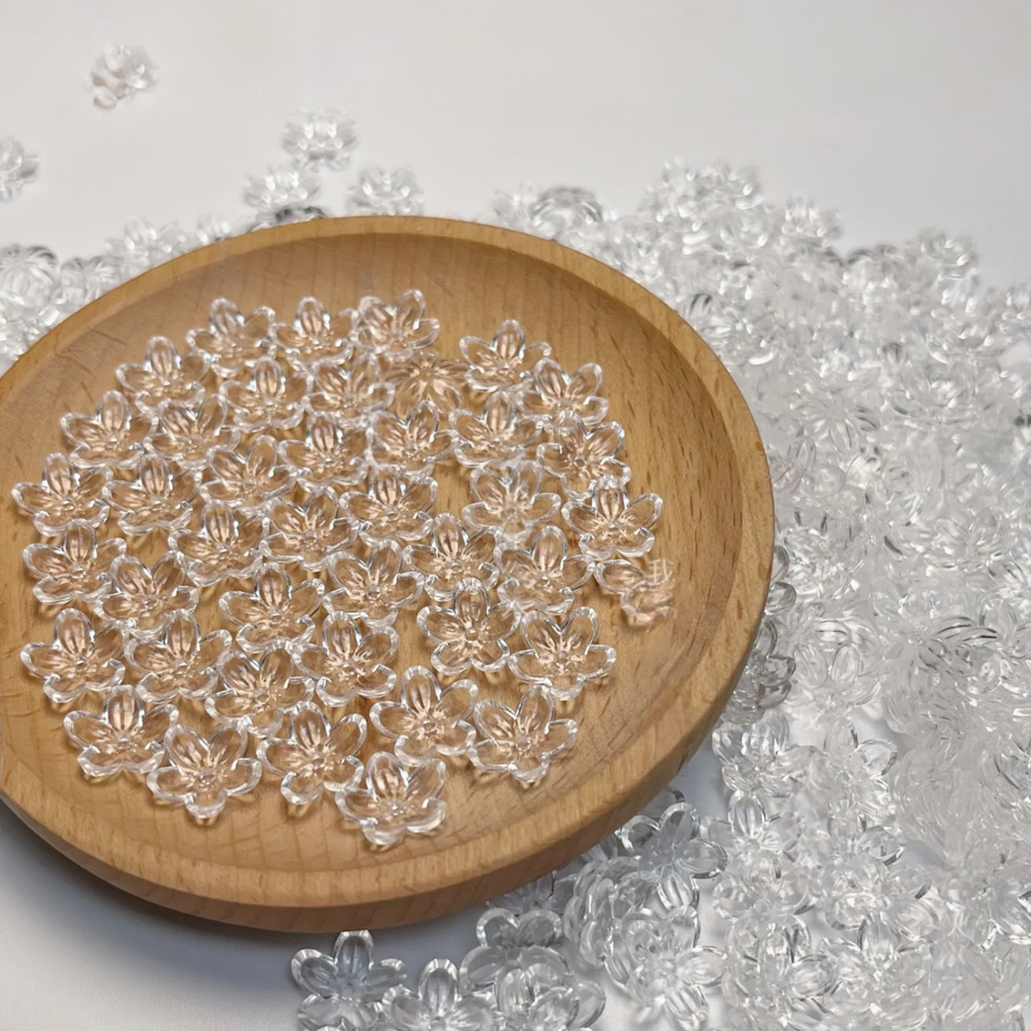 0 0今日新作 クリア5弁花  12ミリ(0207)