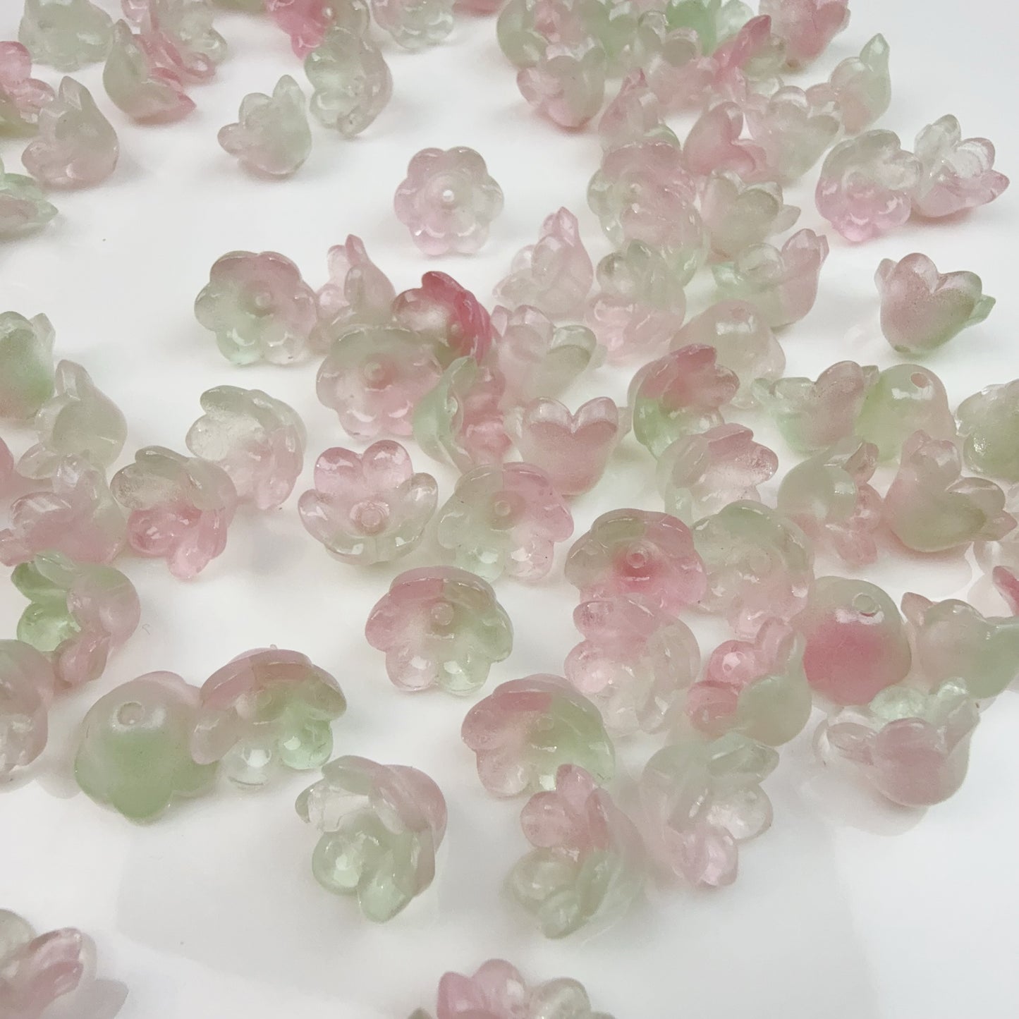 0 0今日新色 鈴蘭（0301）