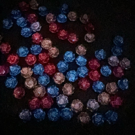 0 0今日新作 柔らかい薔薇-12ミリ 夜光効果(0126)