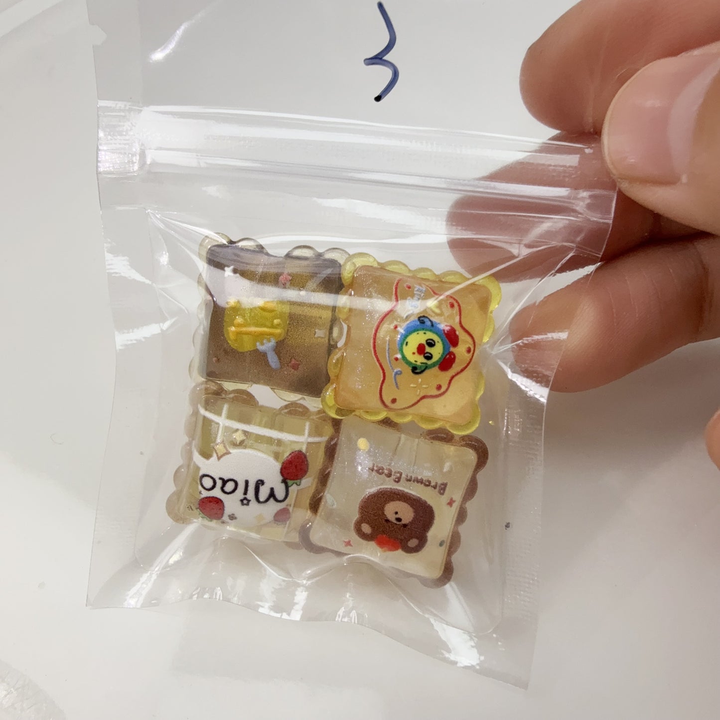 0 0今日新作 夜光効果クッションビーズ(1224)