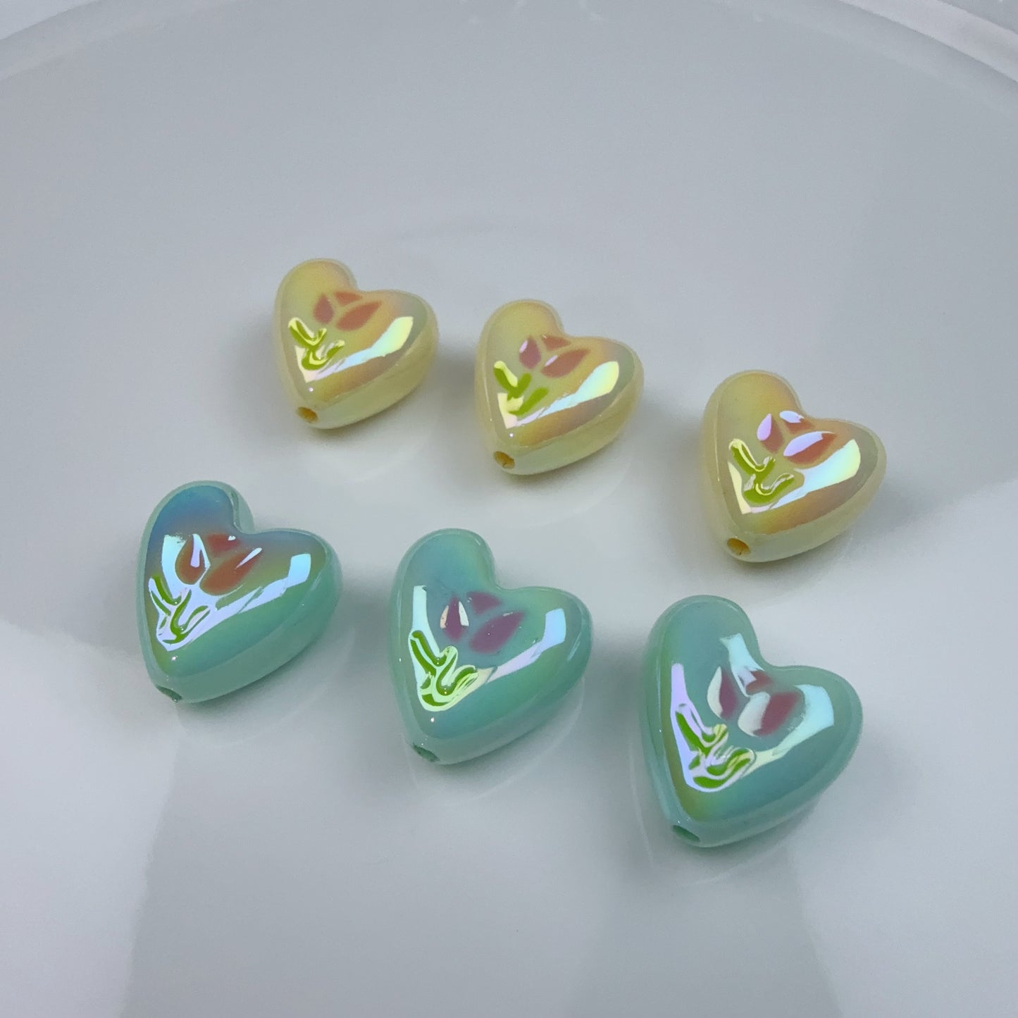 0 0今日新作 チューリップハート  アクリル(0626)