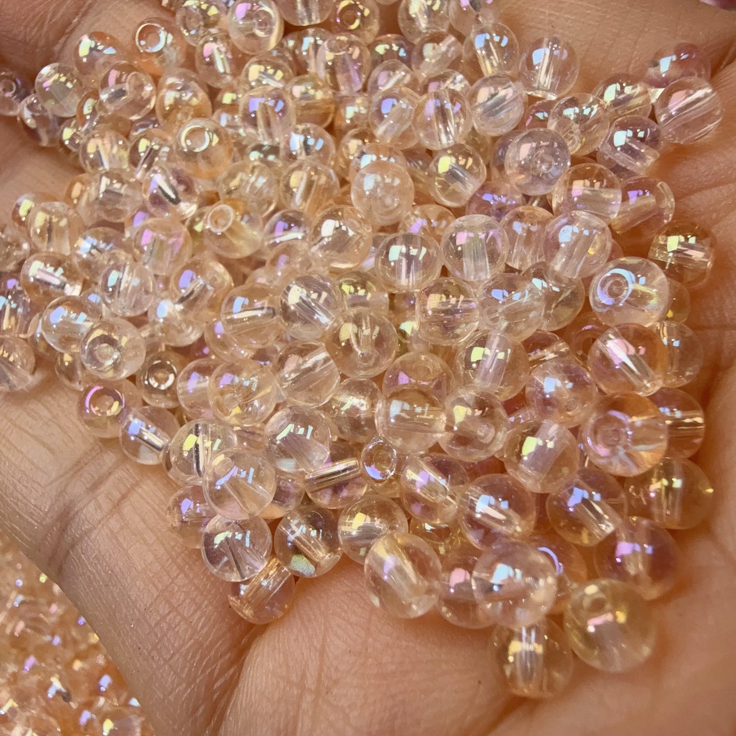 0 0今日新作 ツヤツヤ泡 4ミリ シードビーズ(1123)