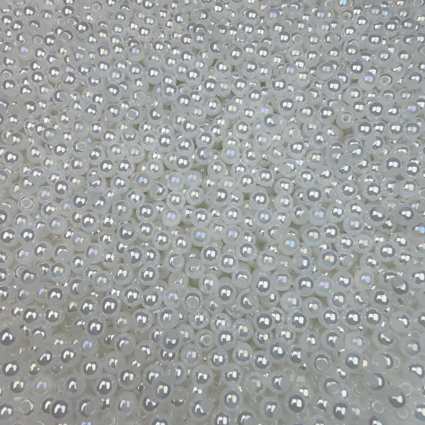 0 今日新色 ツヤツヤラウンドビーズー4ミリ(0322)