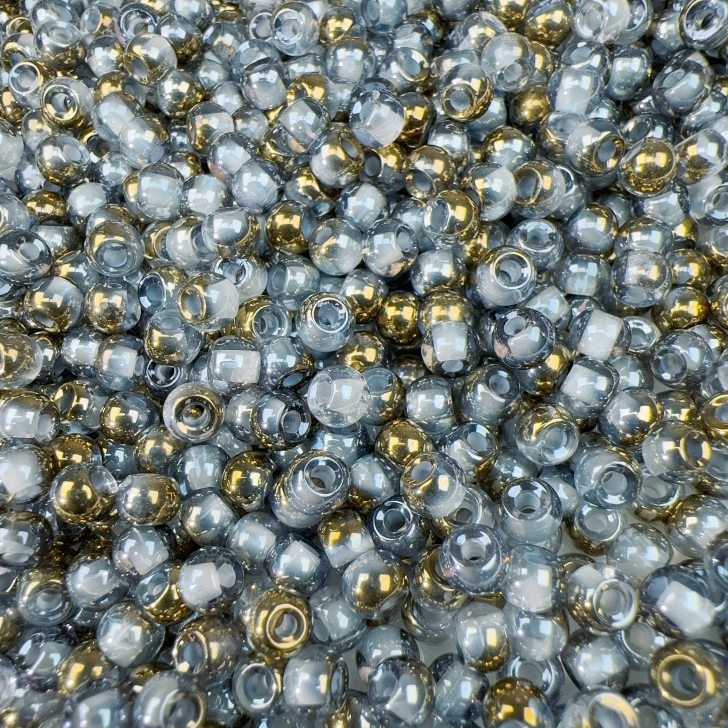 5-S 半金半玉 シードビーズ チビビーズ(0201)